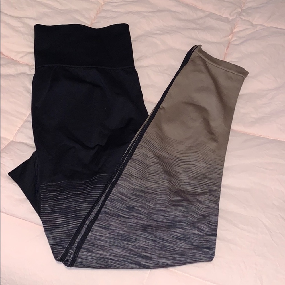 VS PINK Ultimate legging